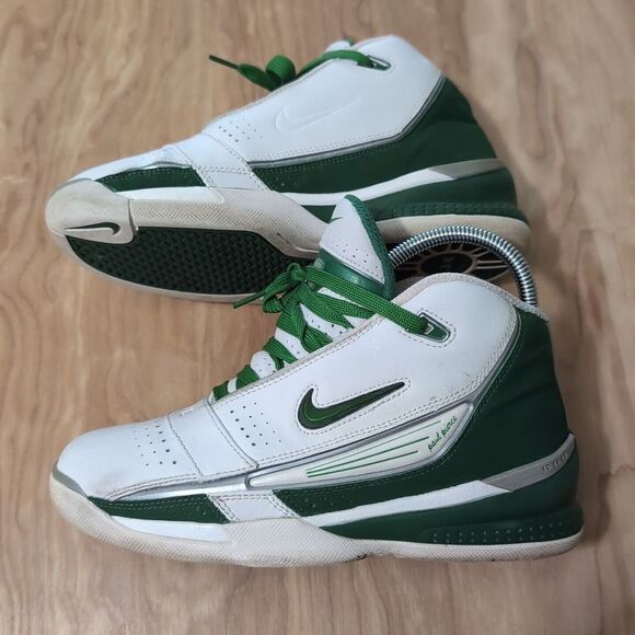 Nike Other - Paul Pierce NIKE youth shoes, size 6.5y 310530